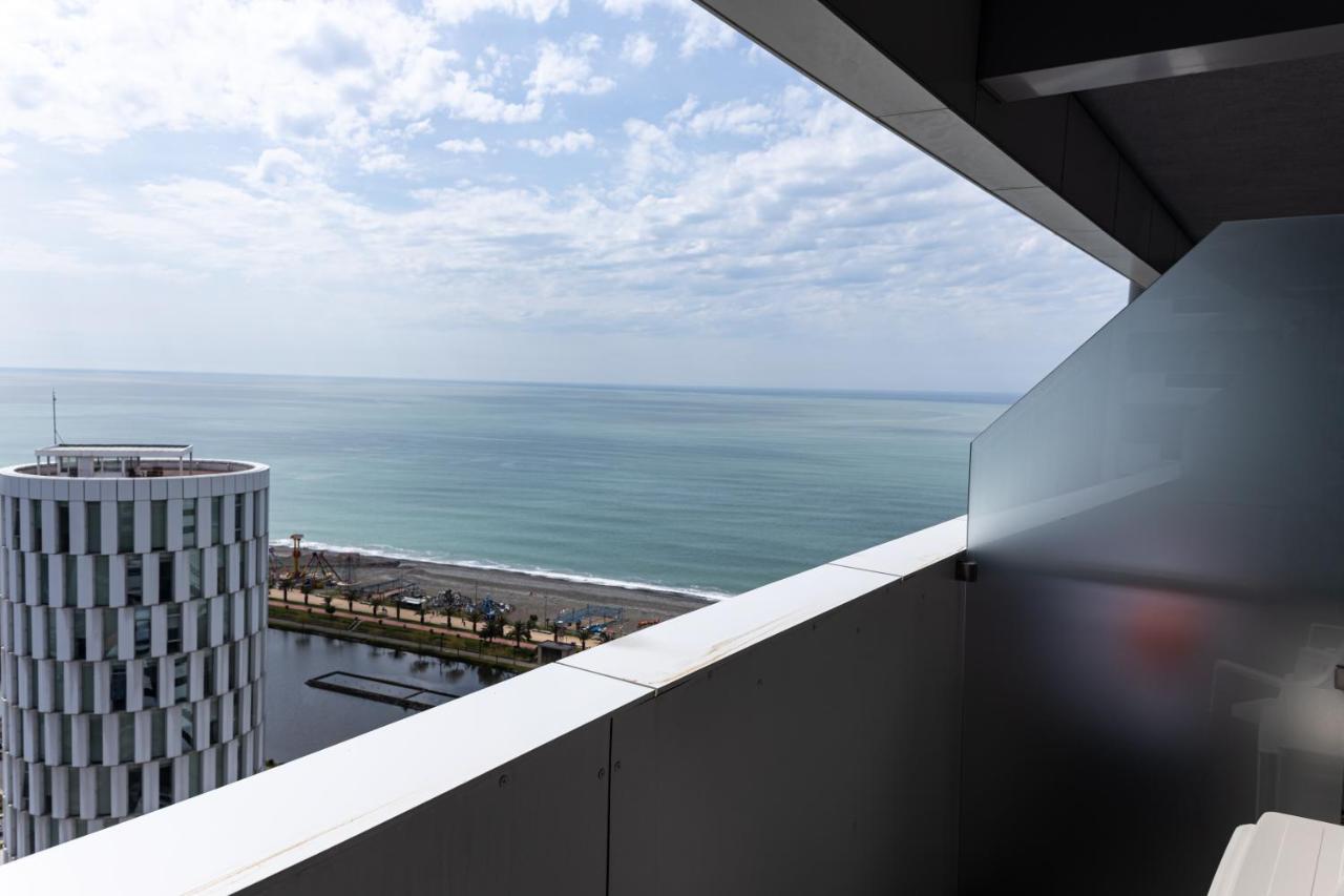 Apartmán Sea Breeze In Batumi Exteriér fotografie